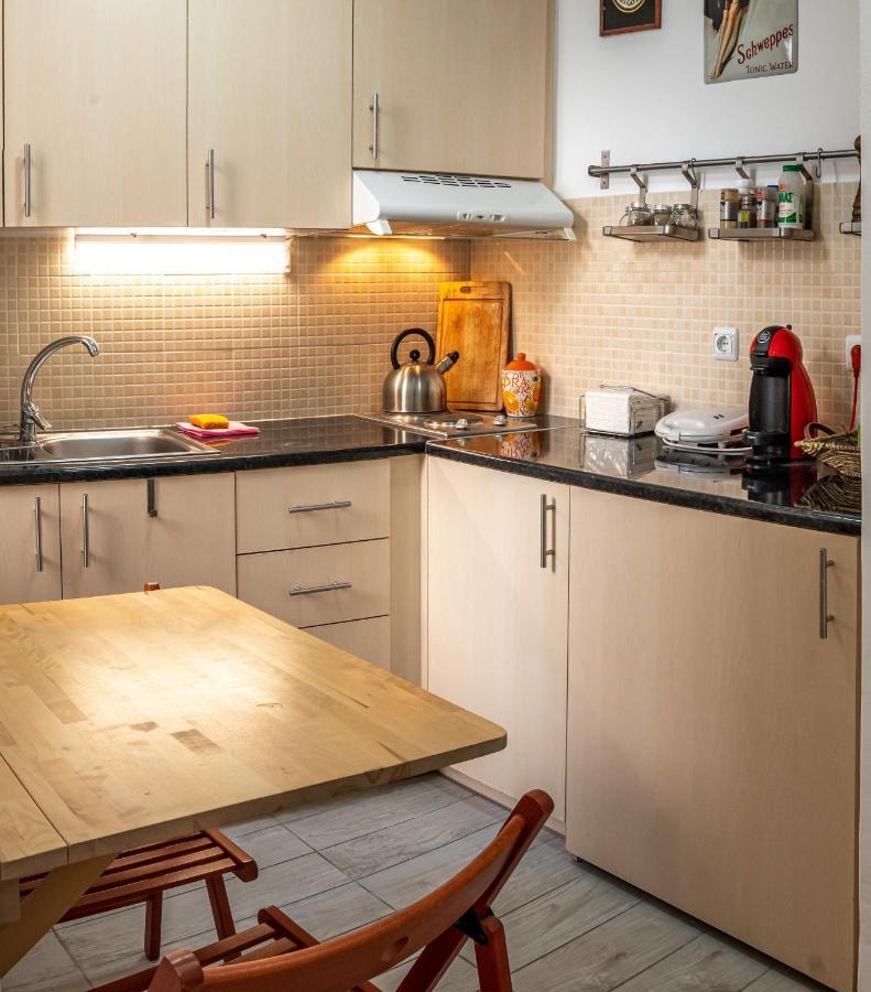 Great 35 Sq M Studio On 1St Floor In Bohemian Psyri In Athens' Historic Center-In Vivo Apartments Ngoại thất bức ảnh